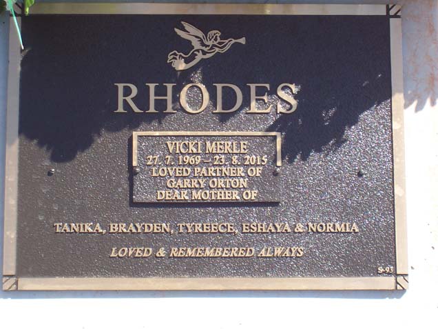 VICKI MERLE RHODES