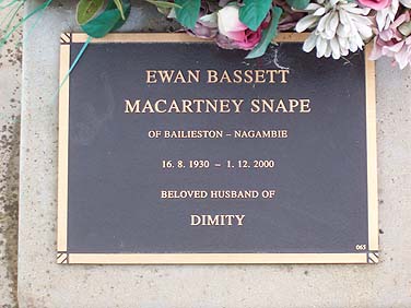 EWAN BASSETT McCARTNEY-SNAPE
