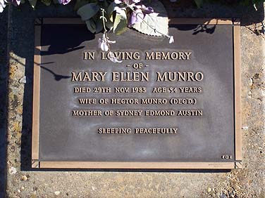 MARY MUNRO