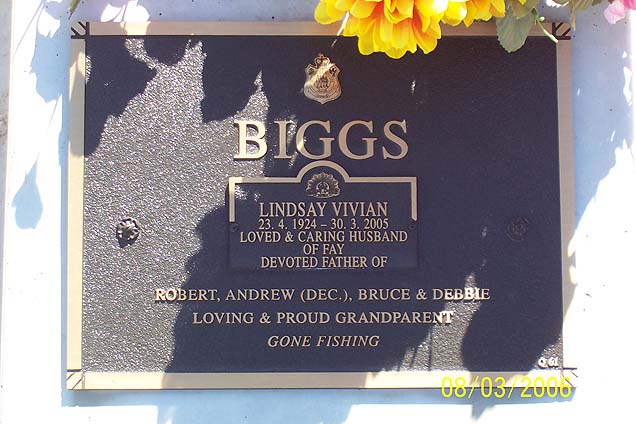 LINDSAY VIVIAN BIGGS