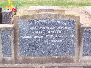 JANE SMITH