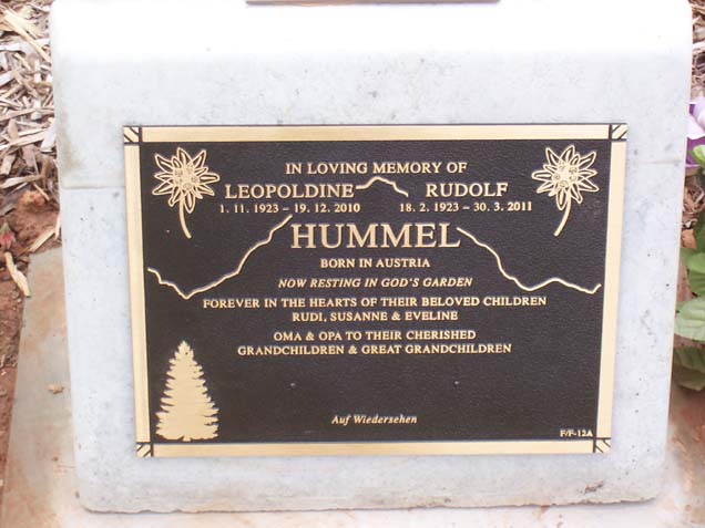 RUDOLF HUMMEL