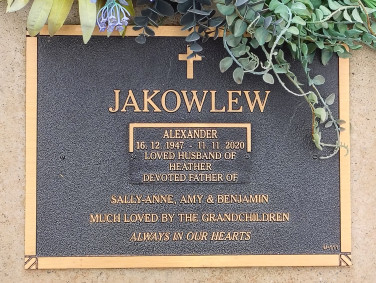 ALEXANDER JAKOWLEW