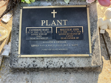 Headstone for Malcolm John Plant, Benalla Cemetery, Victoria MALCOLM JOHN PLANT