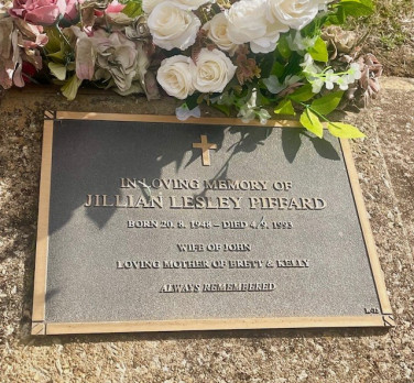 Headstone for Jillian Lesley Piffard, Benalla Cemetery, Victoria JILLIAN LESLEY PIFFARD